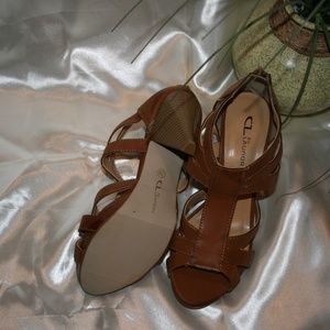 CL by Laundry Wood heel Sandal